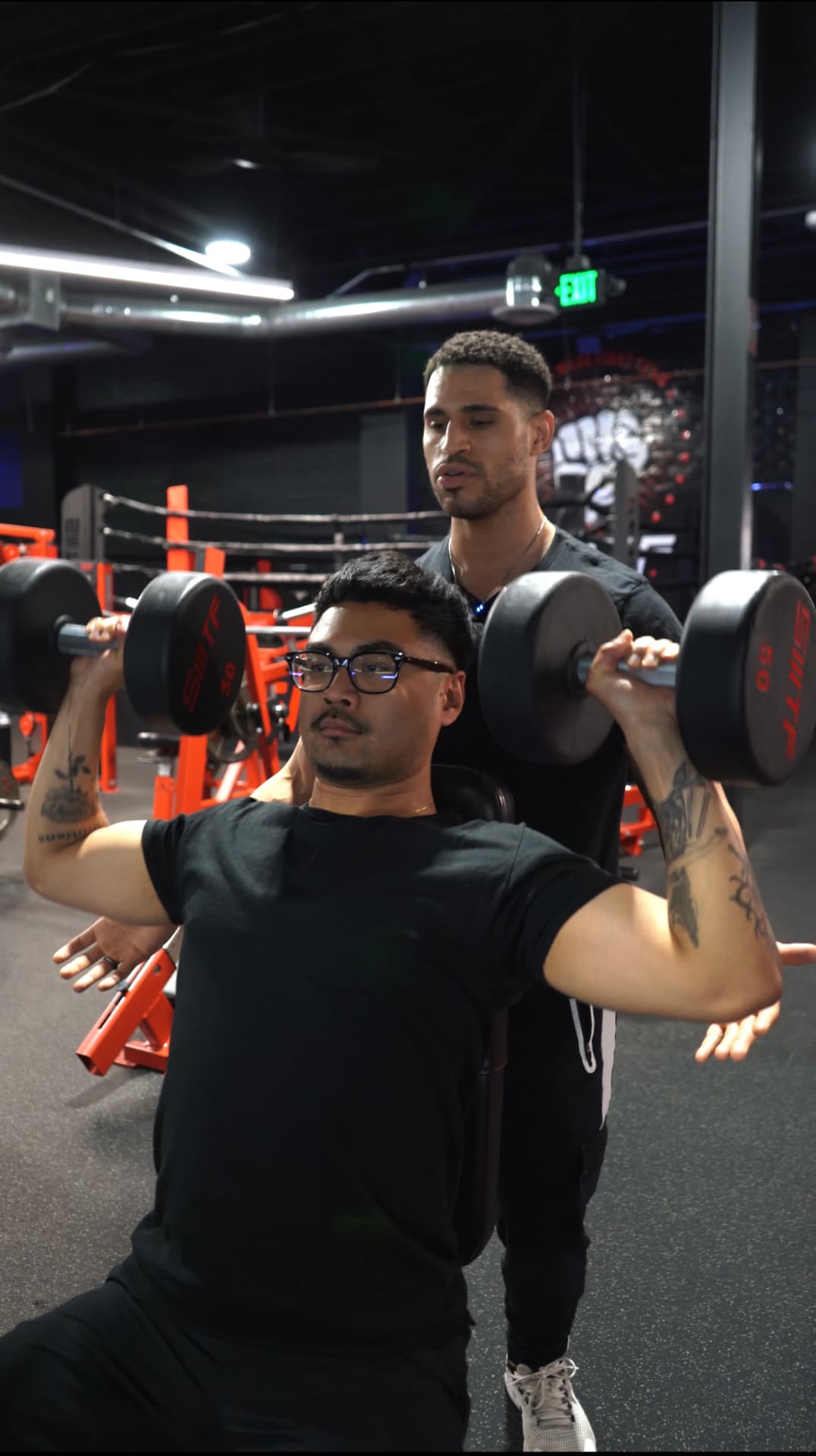 Coaching squat form